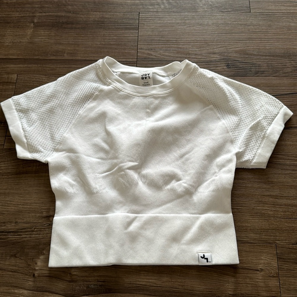 White athletic crop top